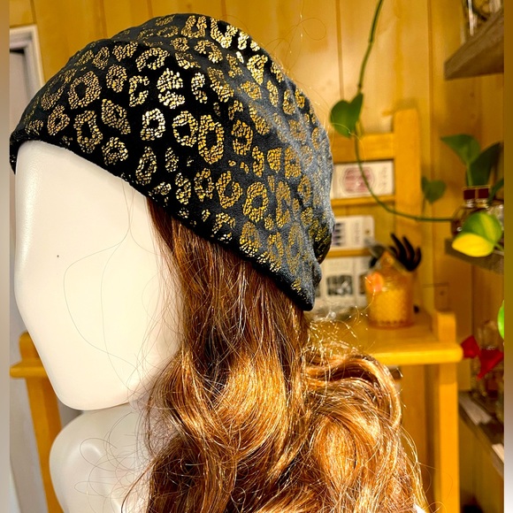 (Bundle 3 items) $5 Headband golden print head hoop stretchy. - Picture 1 of 4